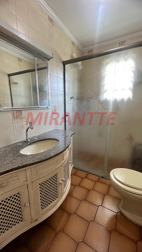Sobrado de 219m² com 6 quartos em Santa Teresinha