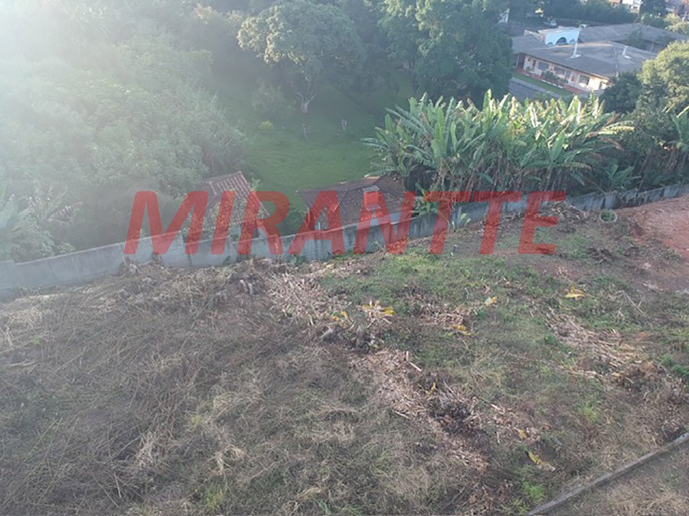 Terreno de 2300m² em Jardim Tremembé