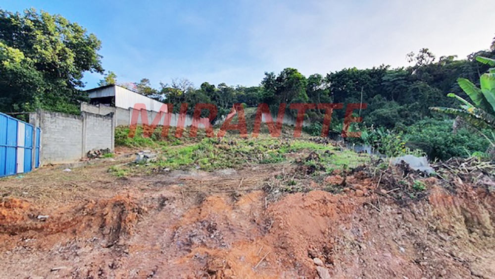 Terreno de 2300m² em Jardim Tremembé