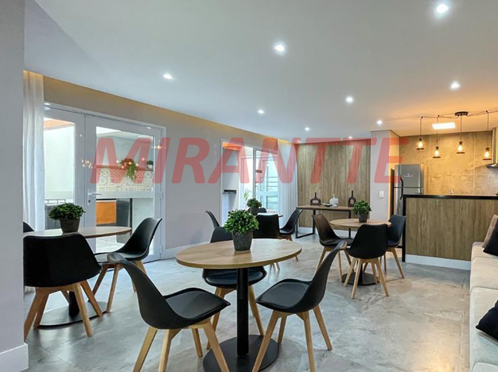 Apartamento de 50m² com 2 quartos em Vila Ede