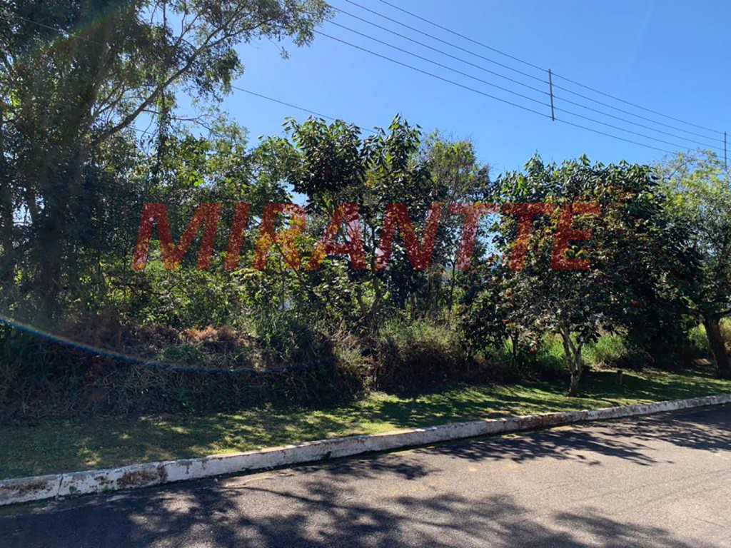 Terreno de 1046m² em Serra Da Cantareira