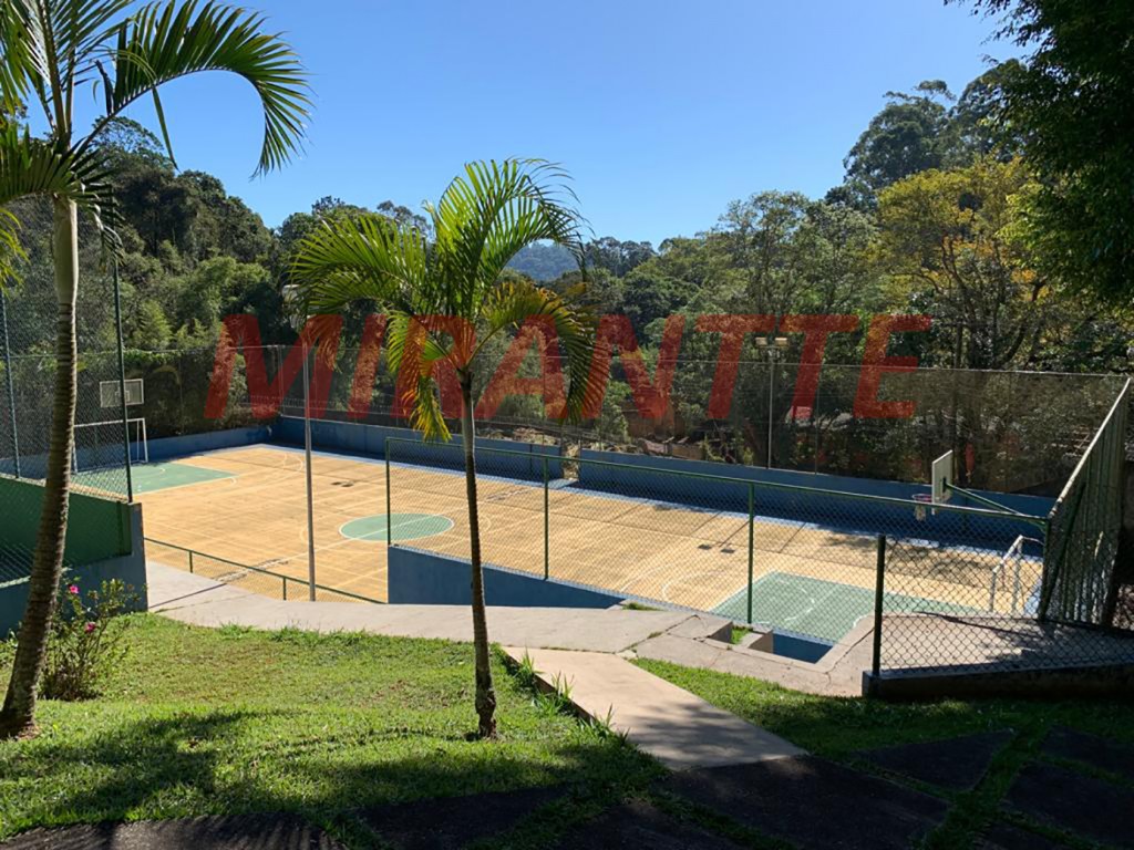 Terreno de 1046m² em Serra Da Cantareira
