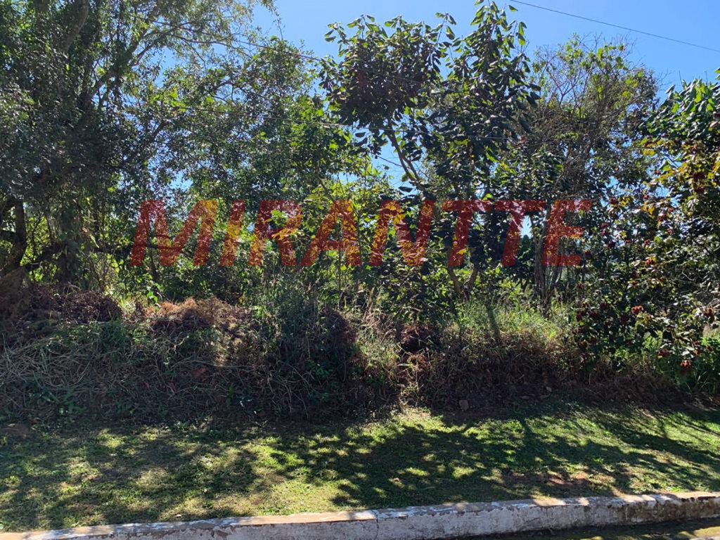 Terreno de 1046m² em Serra Da Cantareira