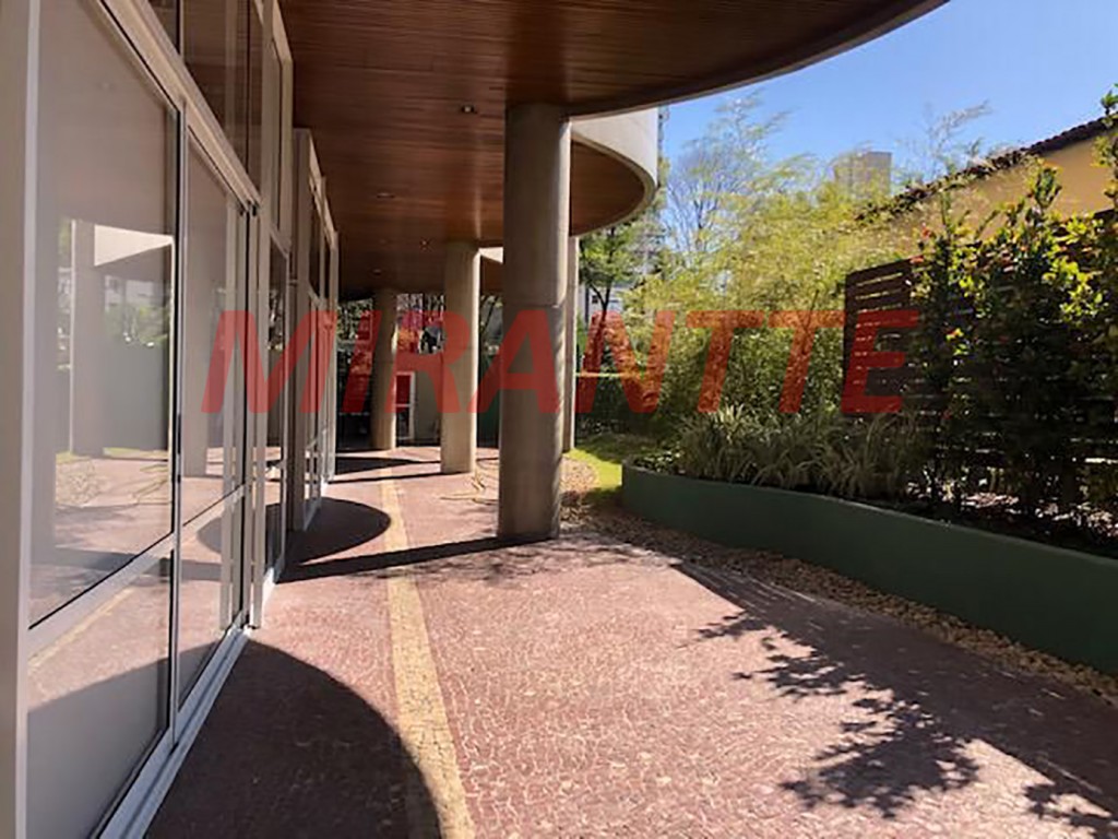 Cobertura duplex de 440m² com 5 quartos em Campestre