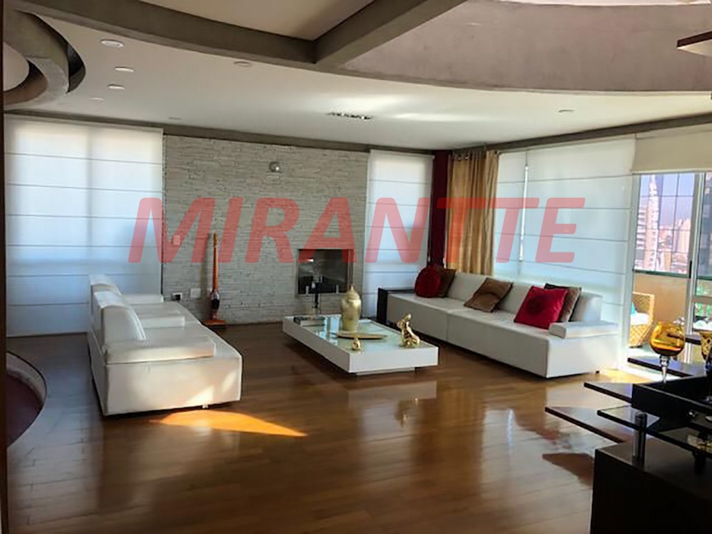 Cobertura duplex de 440m² com 5 quartos em Campestre
