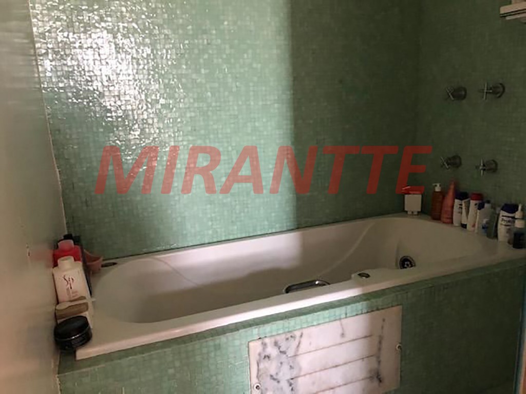 Cobertura duplex de 440m² com 5 quartos em Campestre