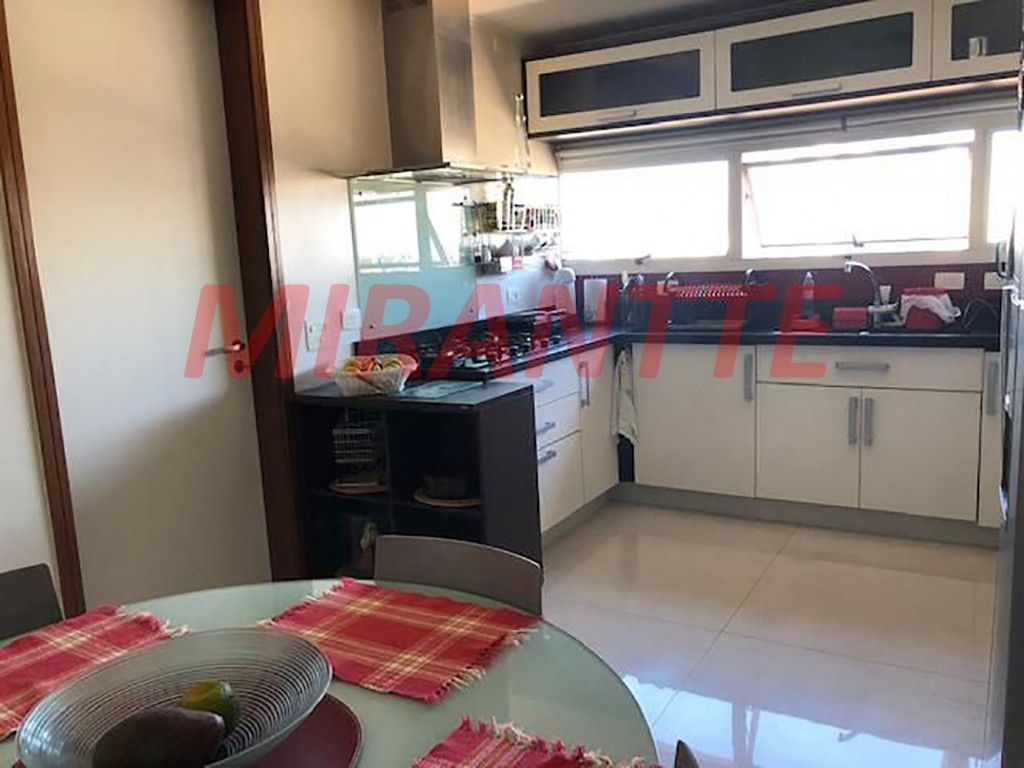 Cobertura duplex de 440m² com 5 quartos em Campestre