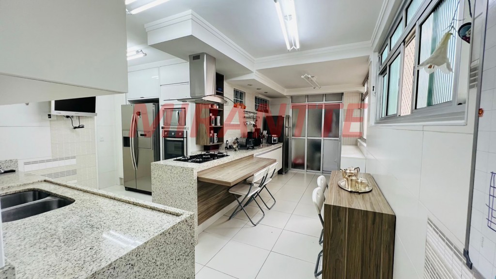 Apartamento de 160m² com 3 quartos em Santana