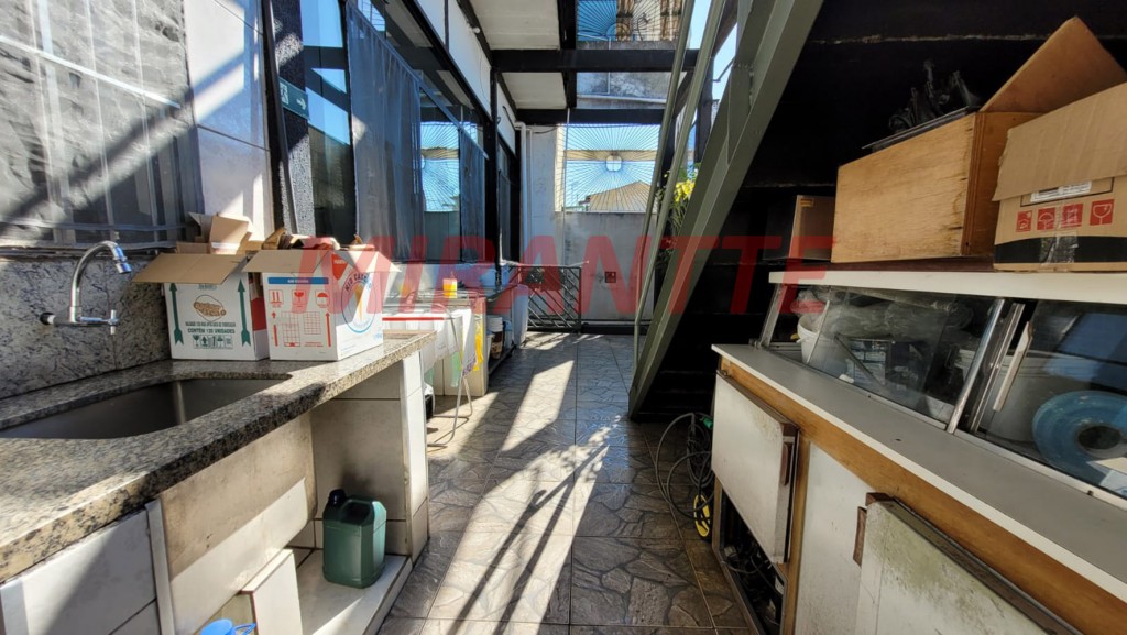 Comercial de 800m² em Jardim Pinhal