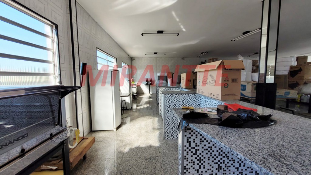 Comercial de 800m² em Jardim Pinhal