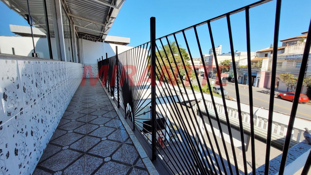 Comercial de 800m² em Jardim Pinhal