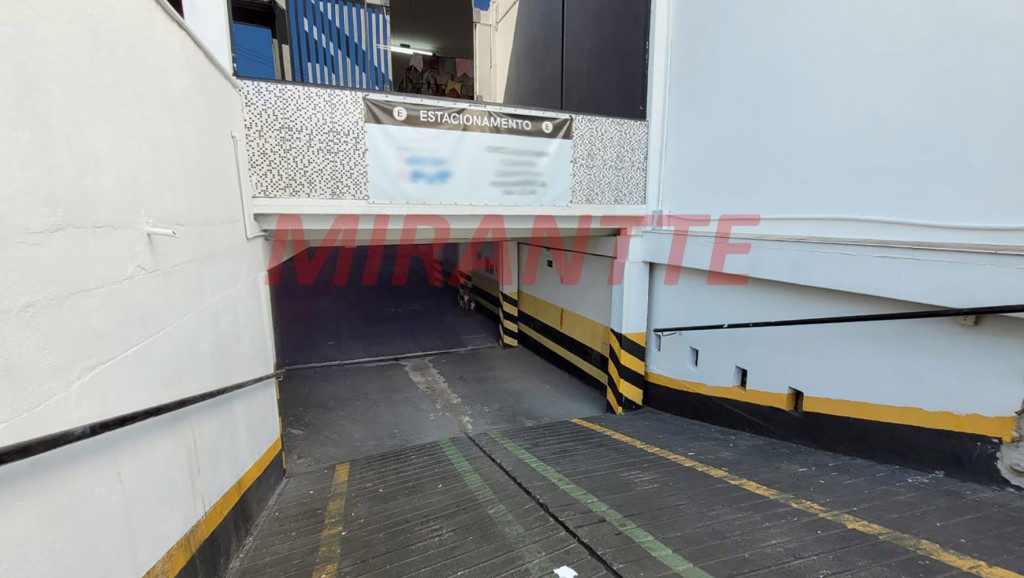 Comercial de 800m² em Jardim Pinhal
