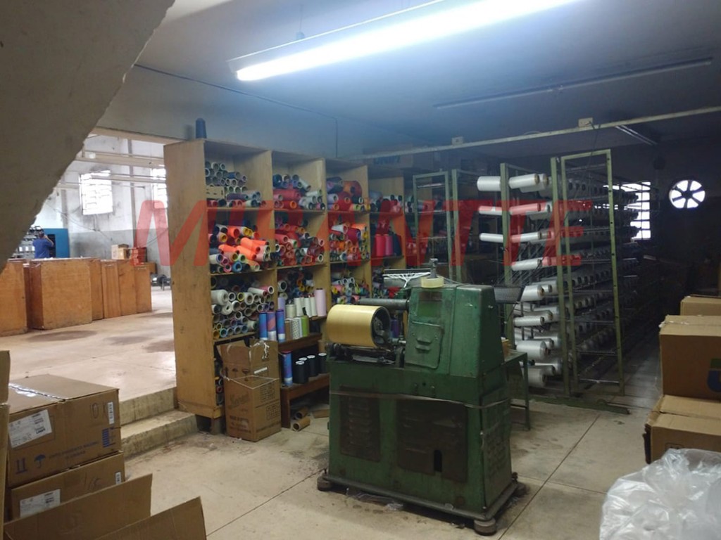 Galpao de 2400m² em Vila Carmosina