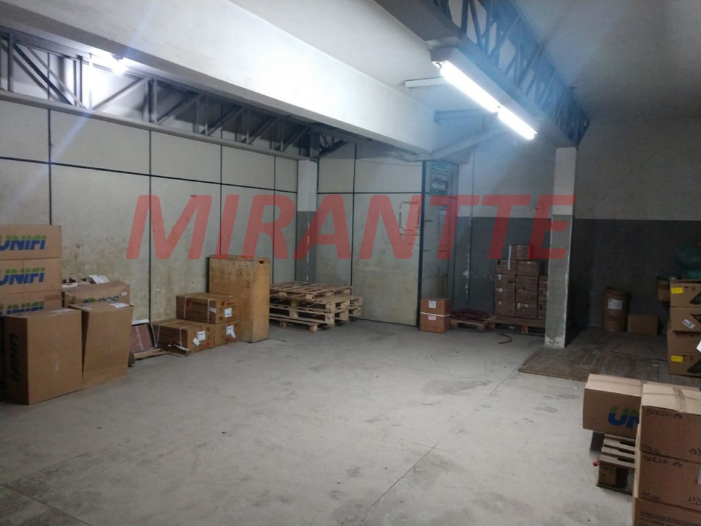 Galpao de 2400m² em Vila Carmosina
