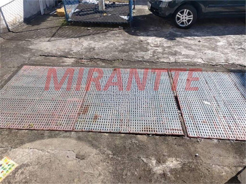 Galpao de 2400m² em Vila Carmosina