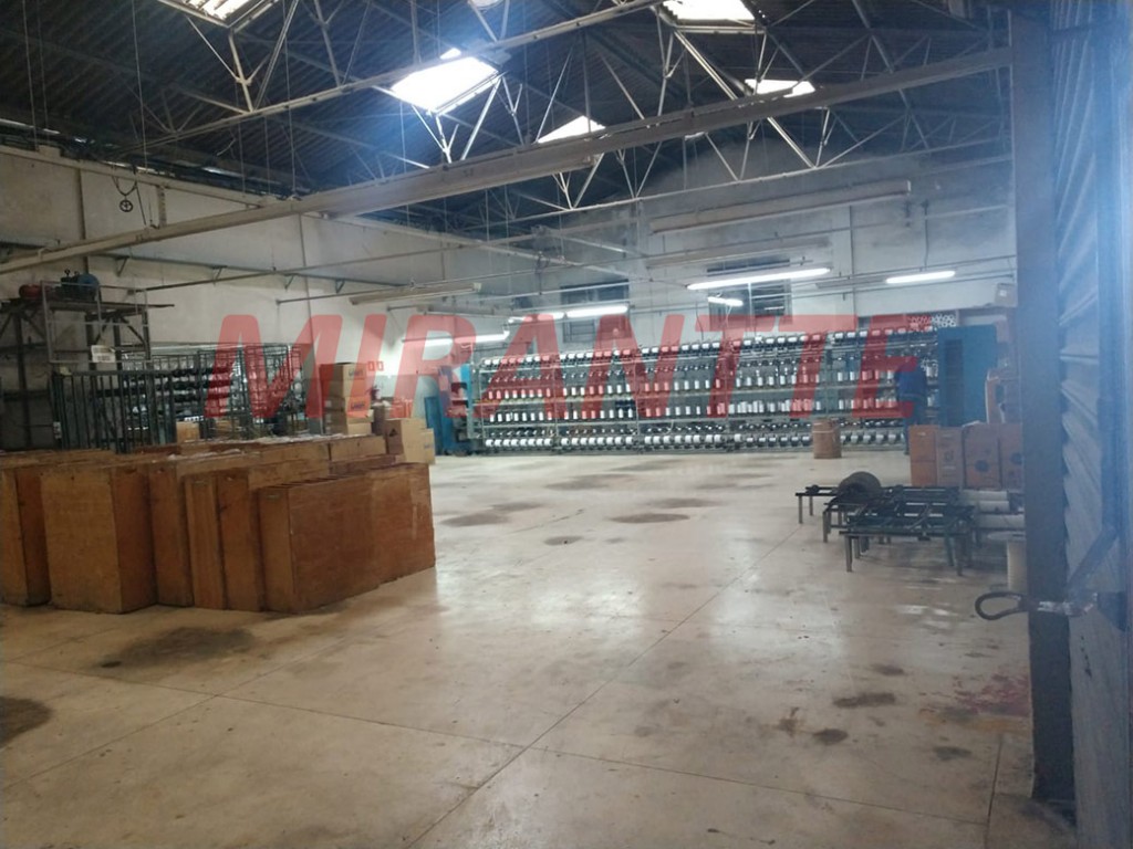 Galpao de 2400m² em Vila Carmosina
