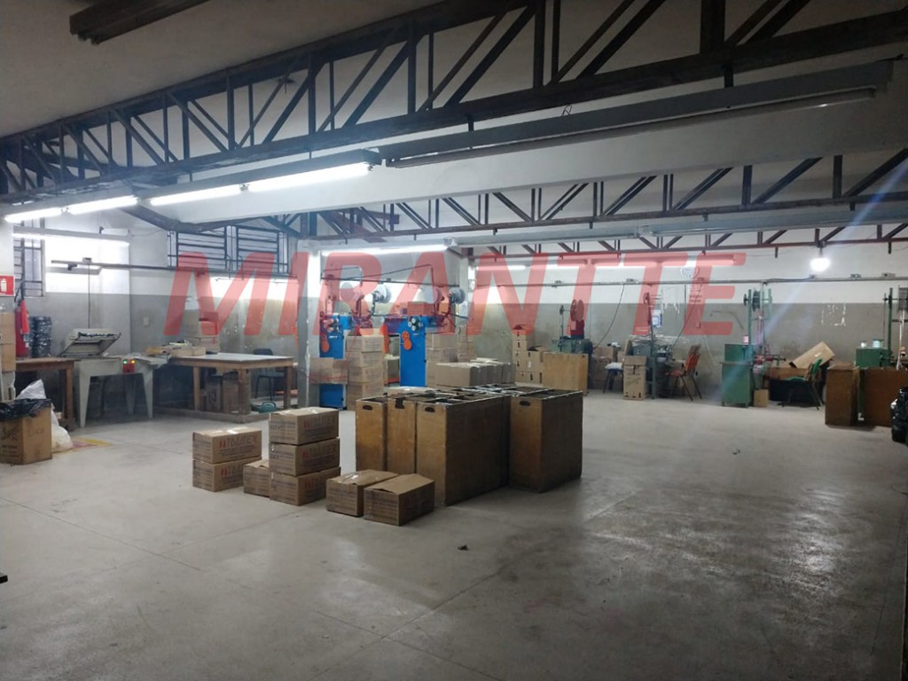 Galpao de 2400m² em Vila Carmosina