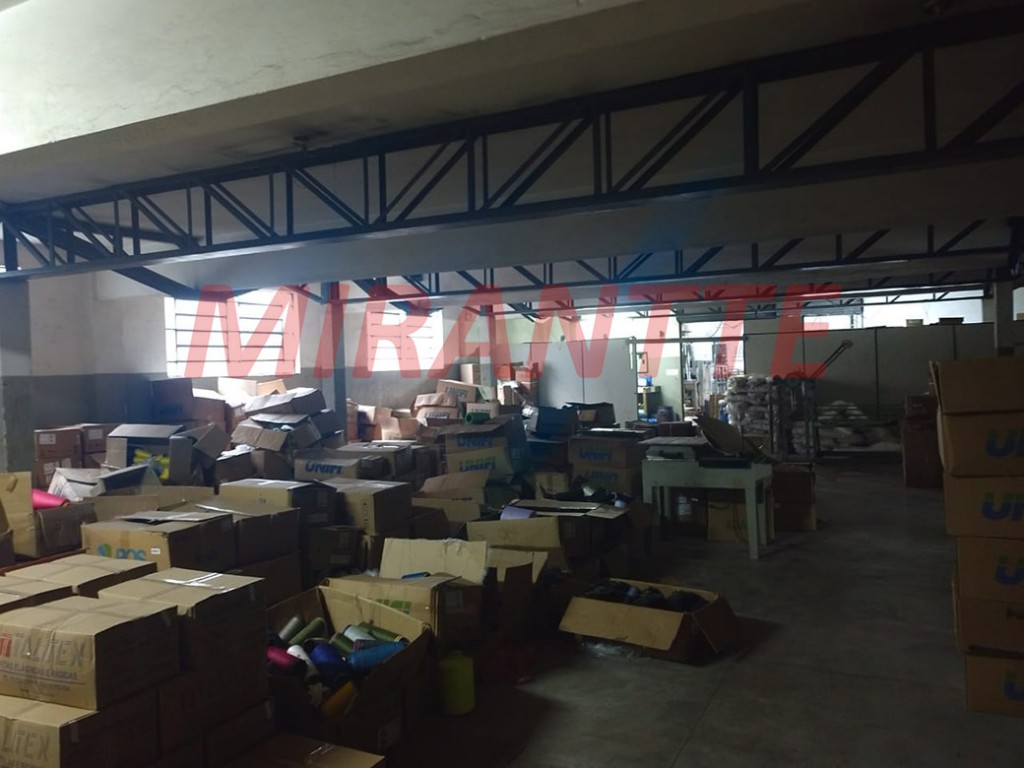 Galpao de 2400m² em Vila Carmosina