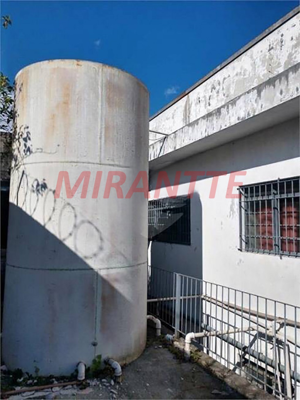 Galpao de 2400m² em Vila Carmosina