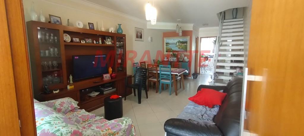 Sobrado de 126m² com 3 quartos em Vila Guarani