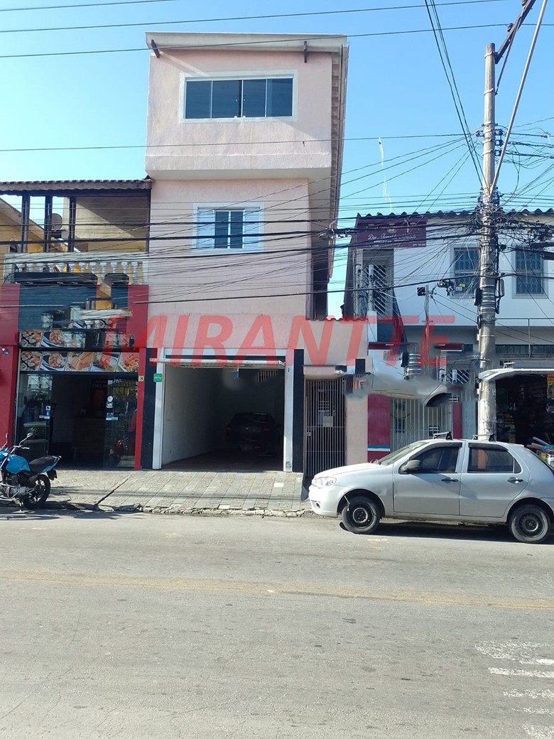 Sobrado de 262m² com 3 quartos em Parque Continental