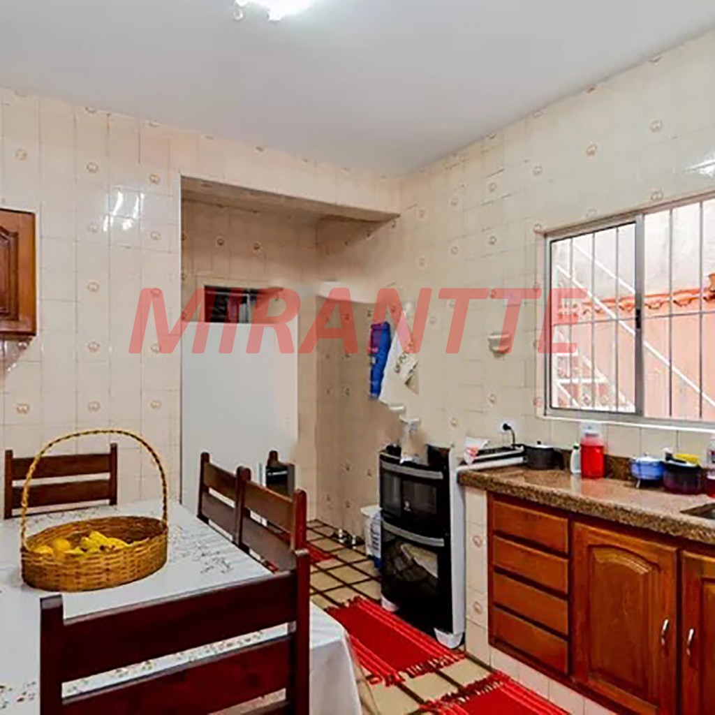 Sobrado de 262m² com 3 quartos em Parque Continental