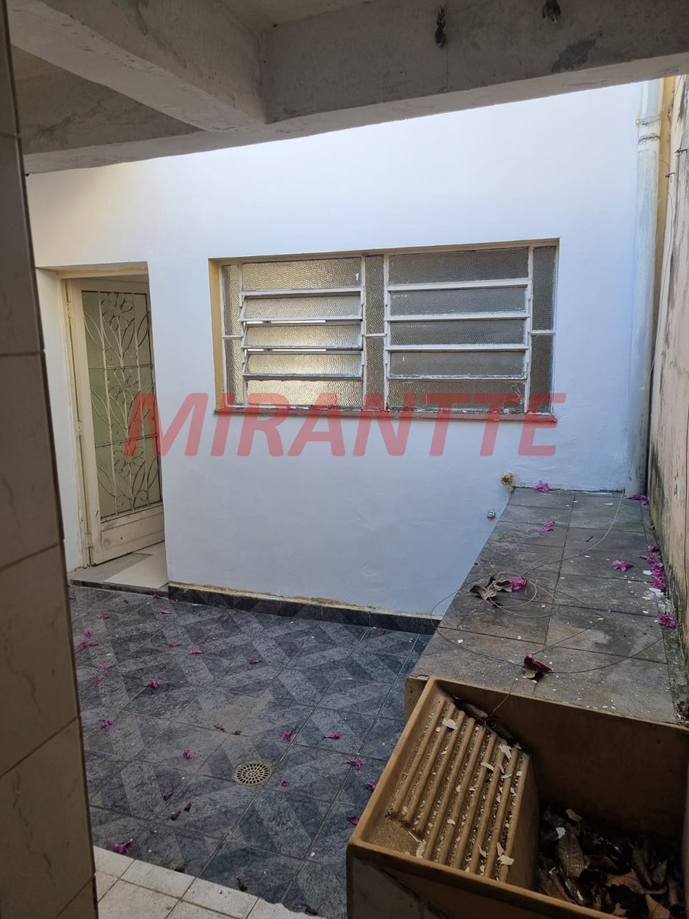 Casa terrea de 82m² com 2 quartos em Jardim Virginia Bianca