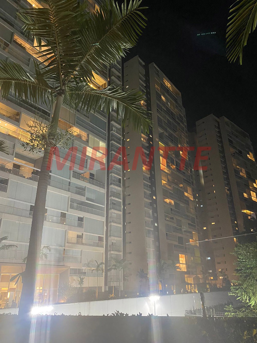 Apartamento de 234m² com 3 quartos em Morumbi