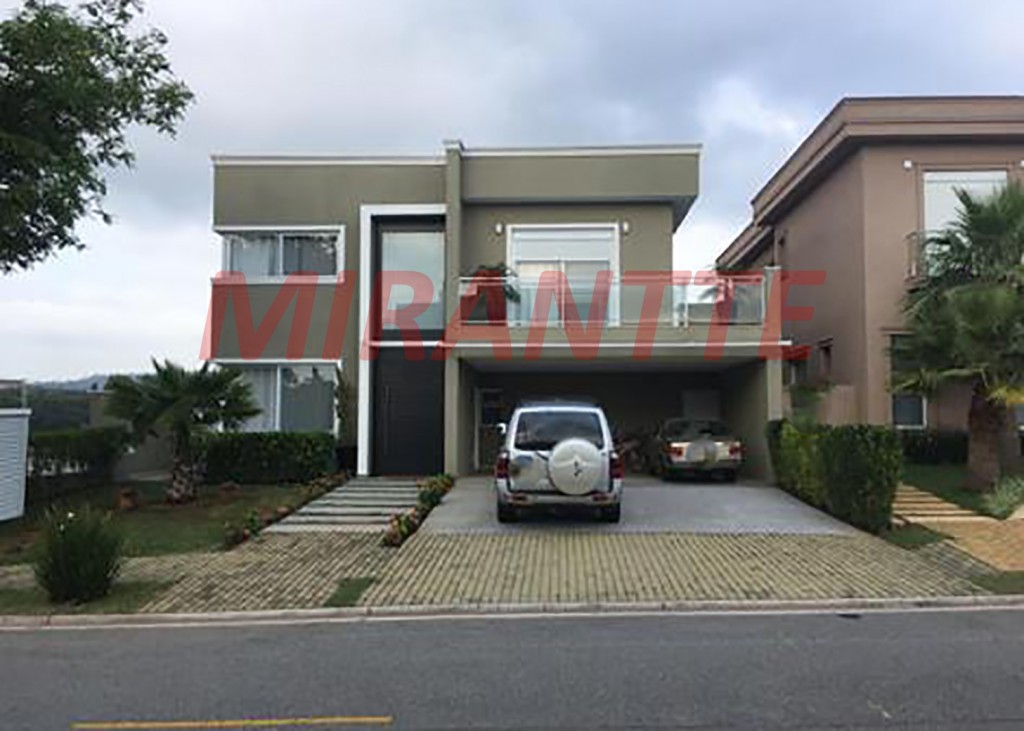 Sobrado de 500m² com 4 quartos em Alphaville