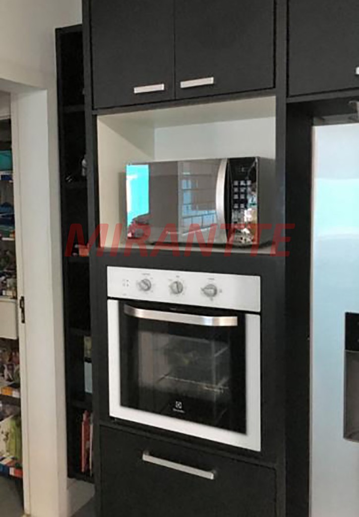 Sobrado de 500m² com 4 quartos em Alphaville