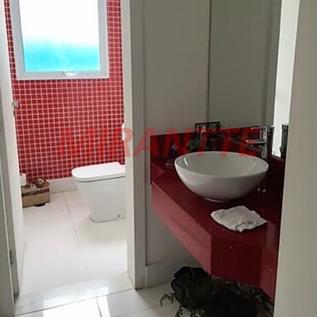 Sobrado de 500m² com 4 quartos em Alphaville
