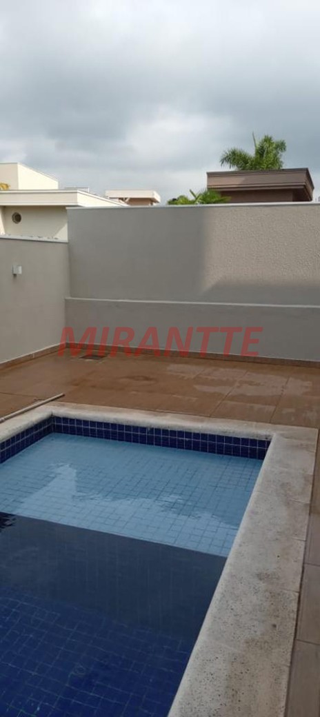 Sobrado de 500m² com 4 quartos em Alphaville