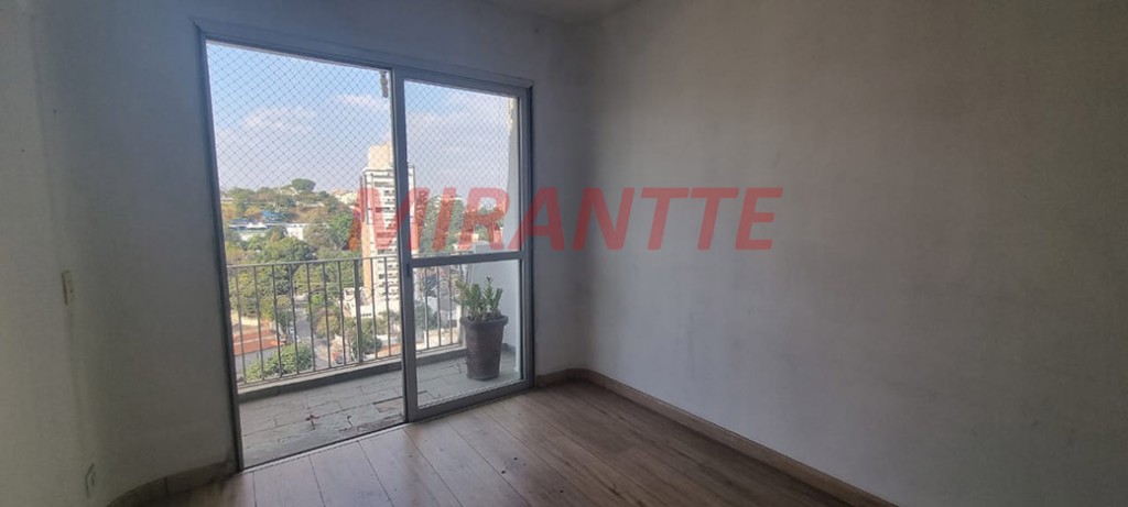 Apartamento de 77m² com 3 quartos em Santana