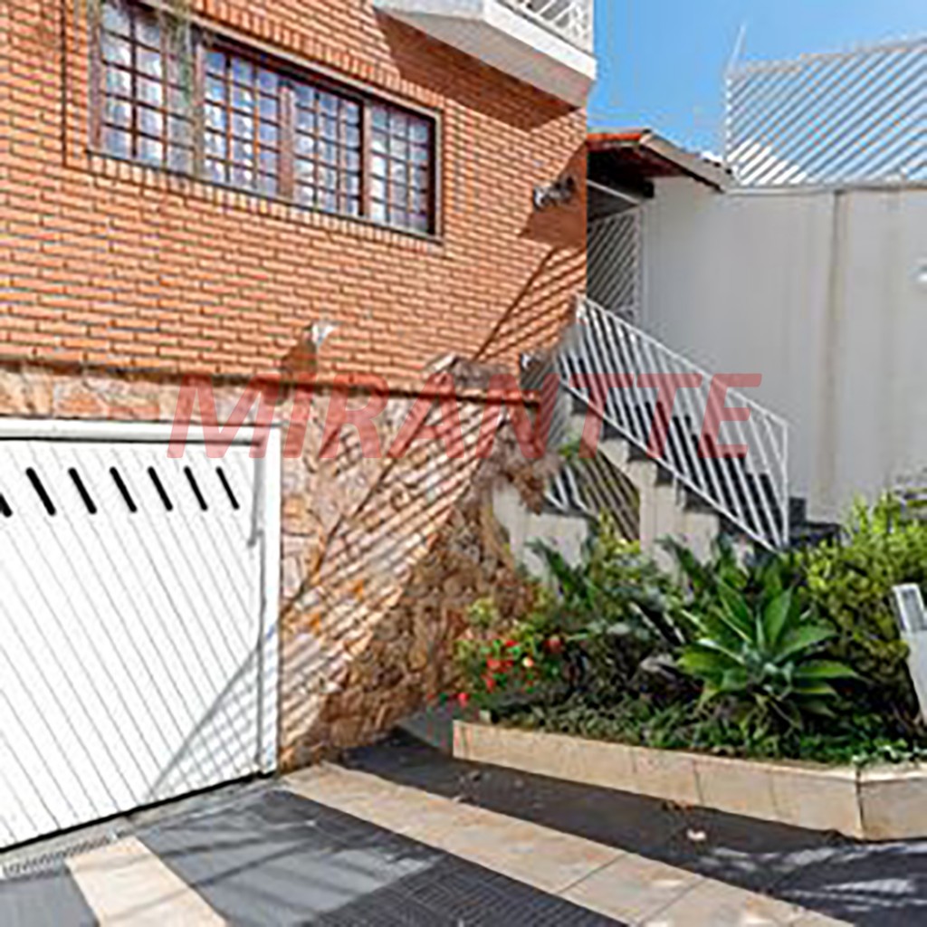 Sobrado de 230m² com 2 quartos em Parada Inglesa