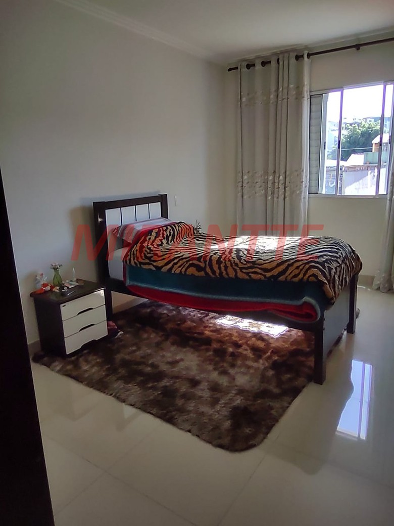Sobrado de 150m² com 3 quartos em Vila Nova Mazzei