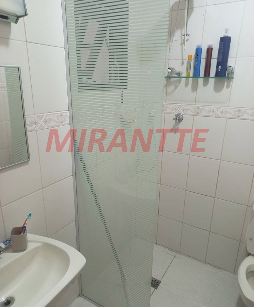 Sobrado de 195m² com 3 quartos em Jardim Vila Galvão