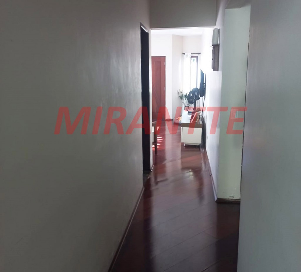 Sobrado de 195m² com 3 quartos em Jardim Vila Galvão