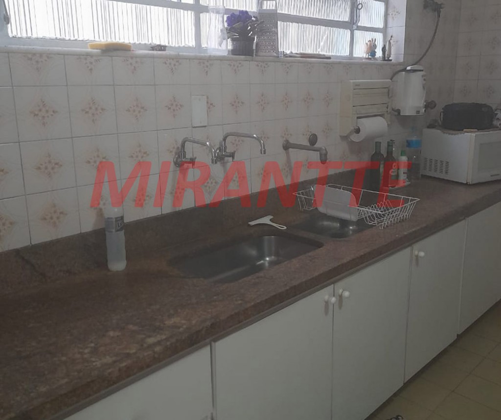 Sobrado de 200m² com 4 quartos em Parque Jabaquara