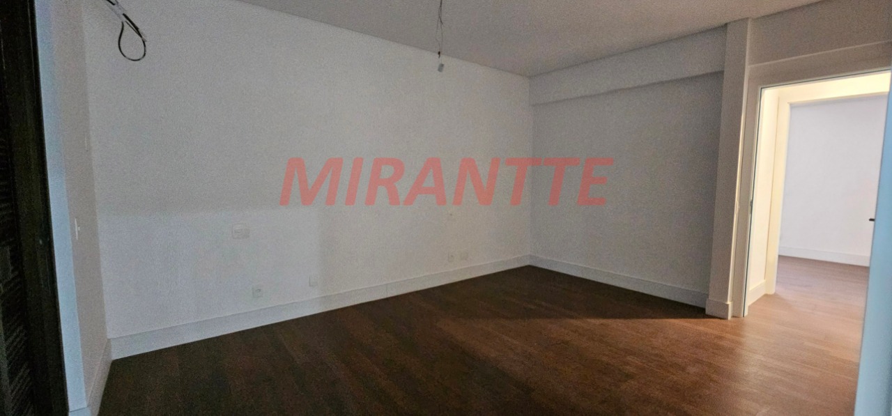 Apartamento de 354m² com 4 quartos em Santa Terezinha