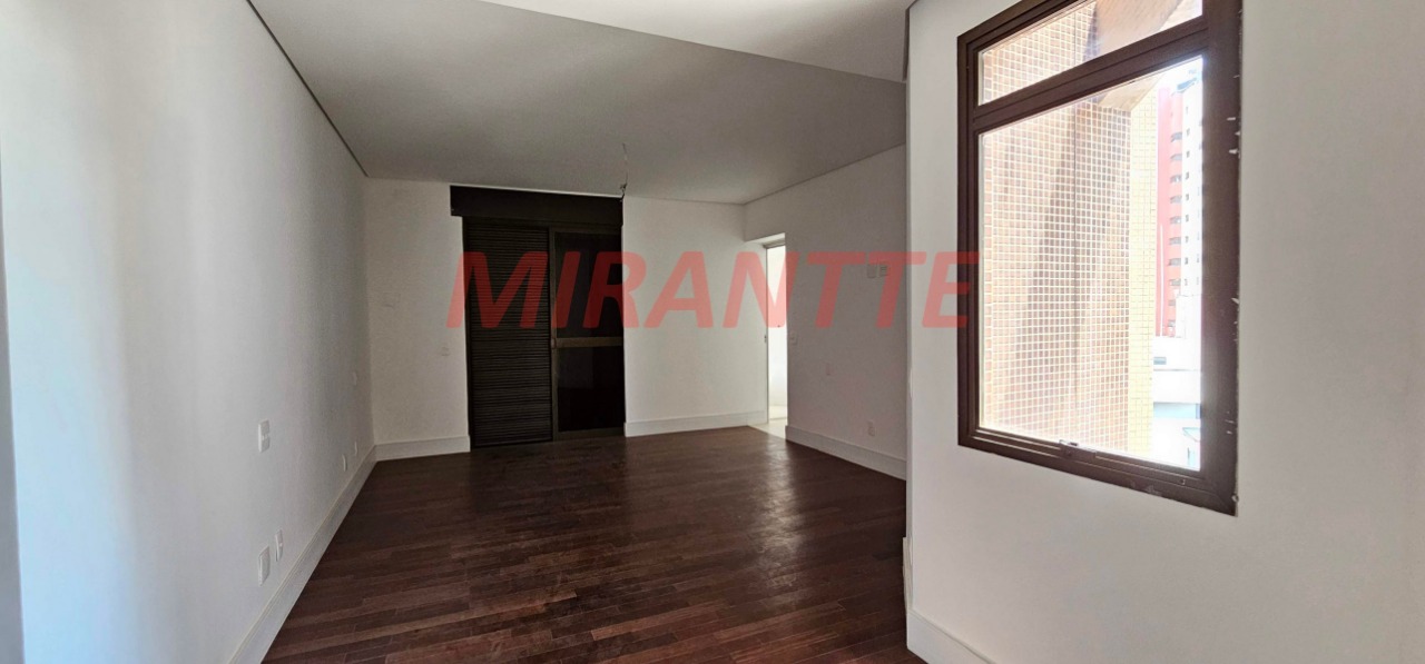 Apartamento de 354m² com 4 quartos em Santa Terezinha