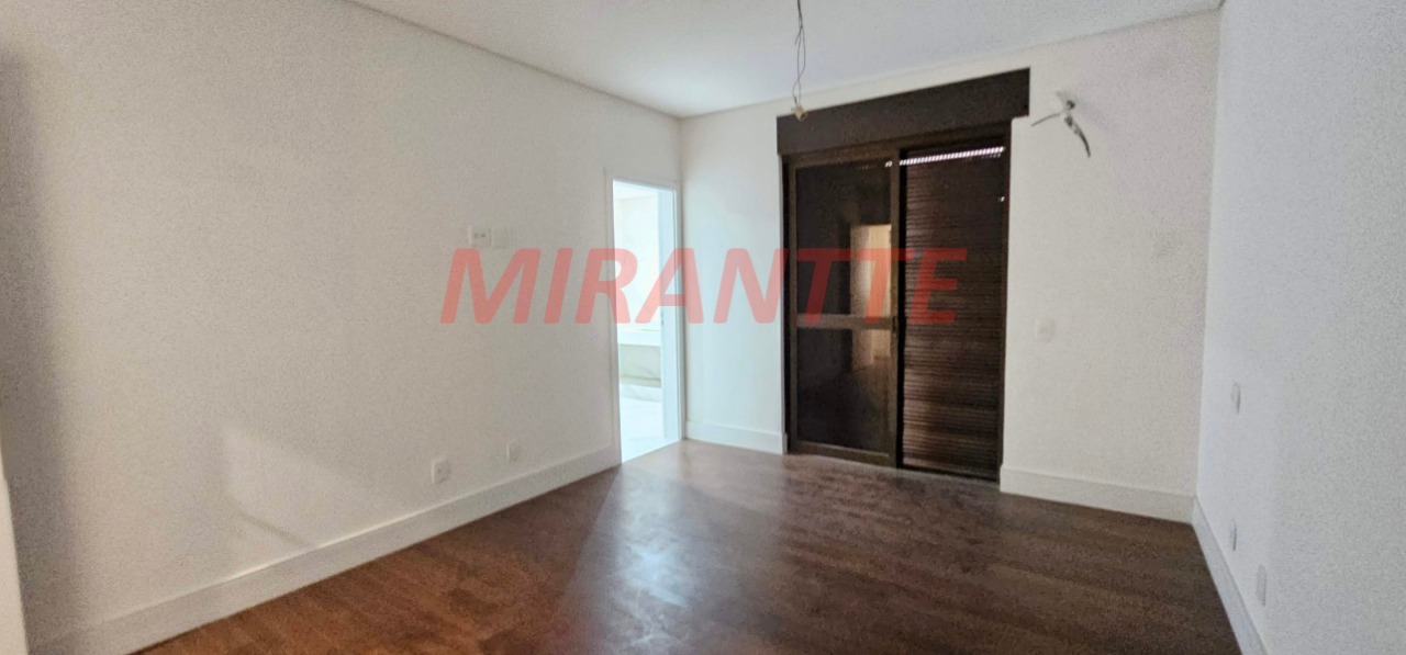 Apartamento de 354m² com 4 quartos em Santa Terezinha