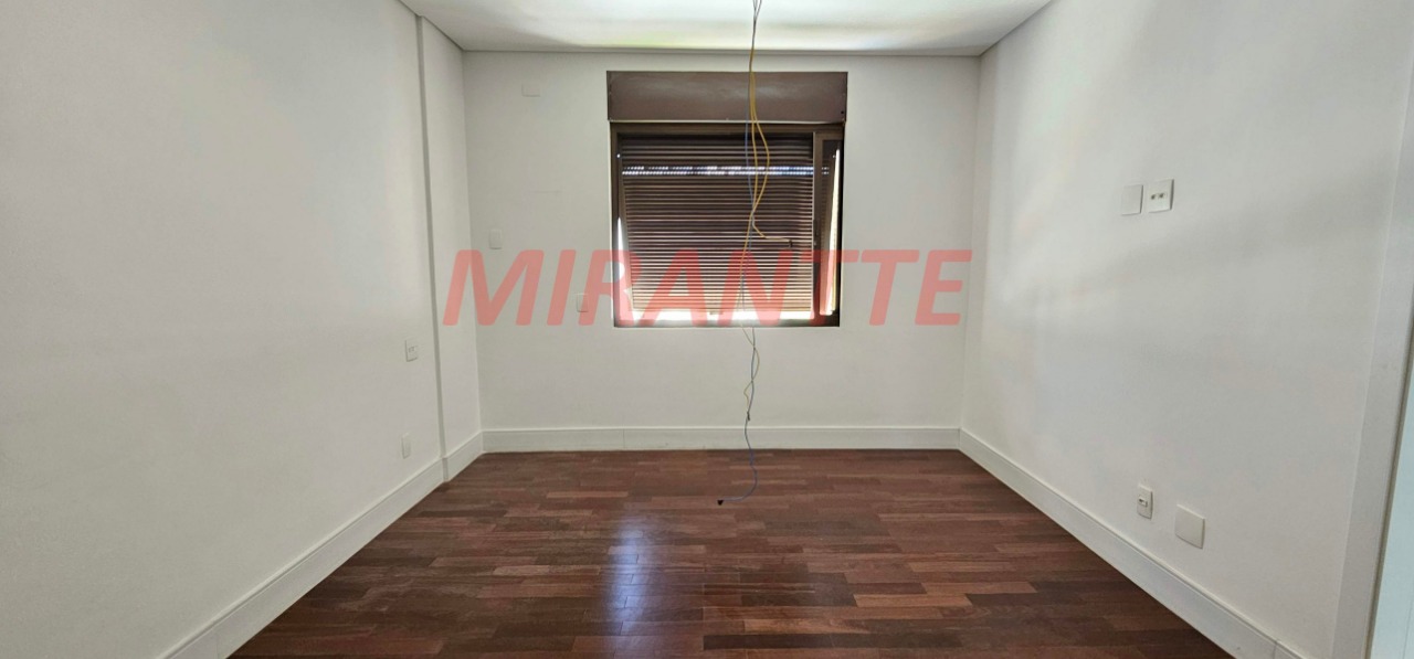 Apartamento de 354m² com 4 quartos em Santa Terezinha