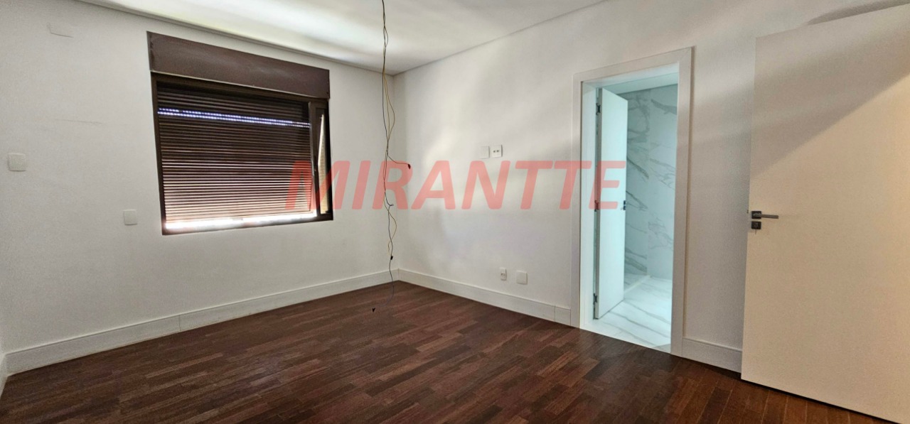 Apartamento de 354m² com 4 quartos em Santa Terezinha