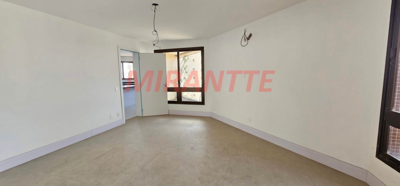 Apartamento de 354m² com 4 quartos em Santa Terezinha