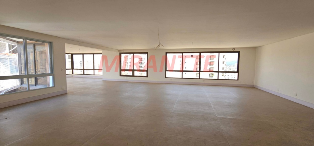 Apartamento de 354m² com 4 quartos em Santa Terezinha
