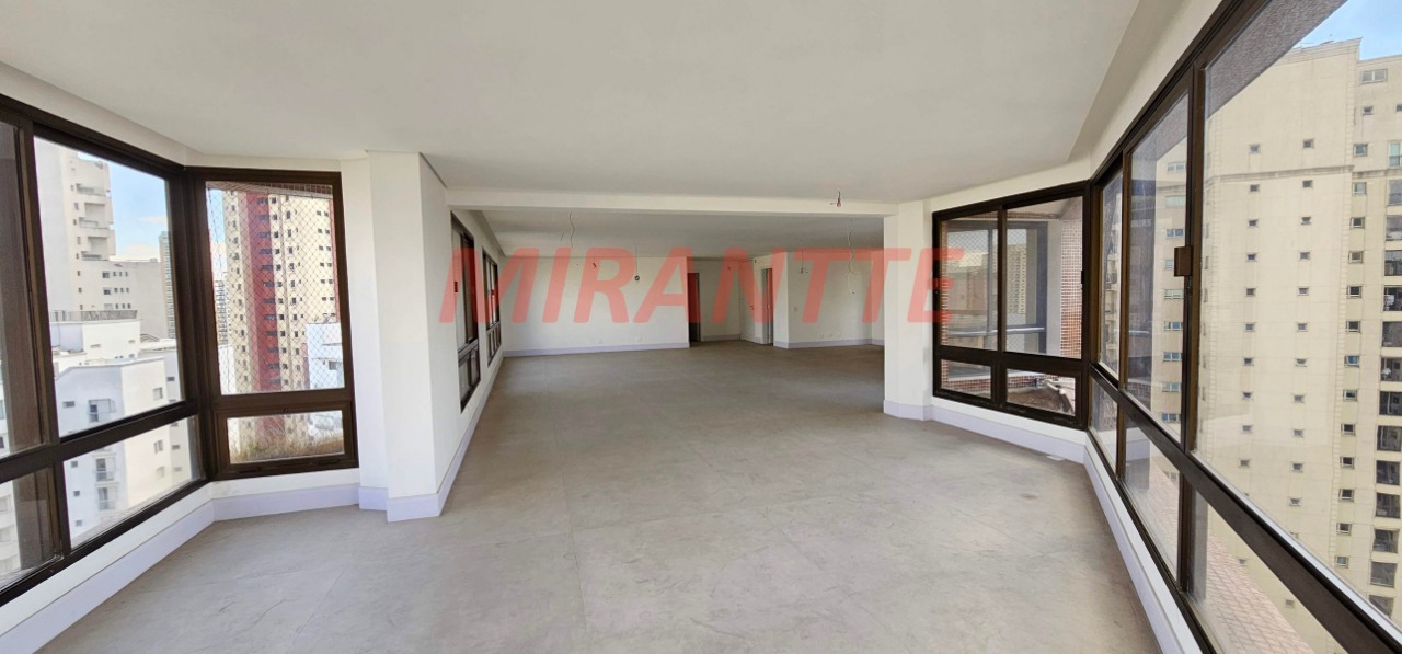 Apartamento de 354m² com 4 quartos em Santa Terezinha