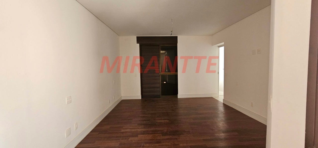 Apartamento de 354m² com 4 quartos em Santa Terezinha