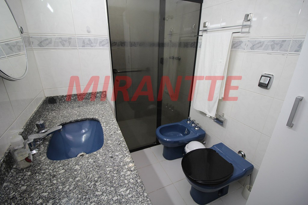 Sobrado de 136m² com 2 quartos em Santana