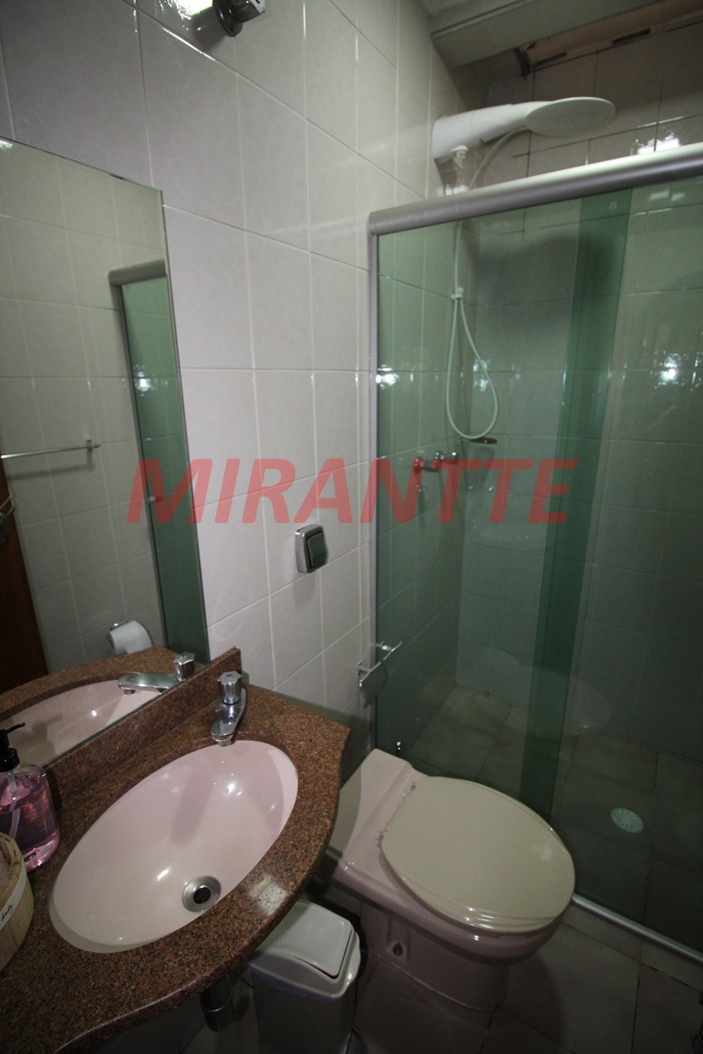 Sobrado de 136m² com 2 quartos em Santana