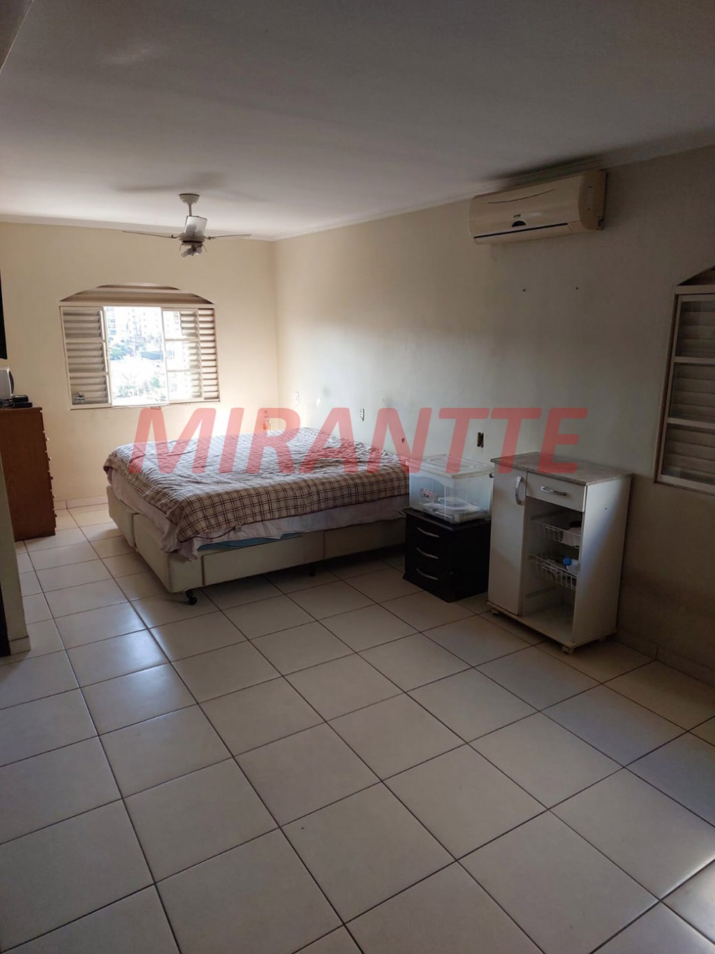 Sobrado de 234m² com 3 quartos em Mandaqui